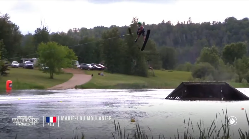 Photo de saut à skis