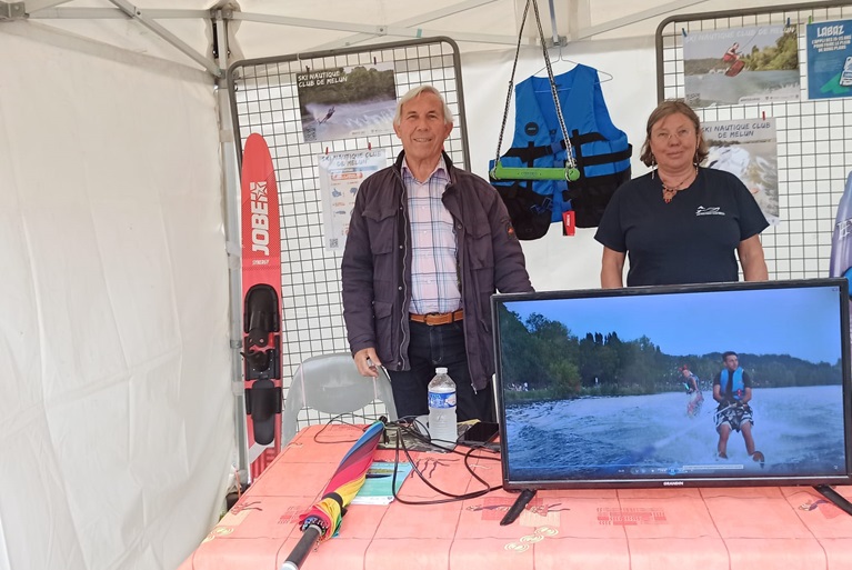 Photo du stand du club au festival des marins de la Noue